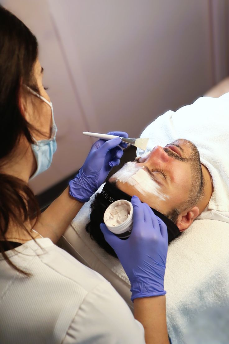 خدمات طب الأسنان في عيادات أديلينا